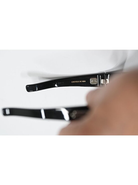 Gentle Monster Jennie Cheveux de Nini Sunglasses in Black main image 5